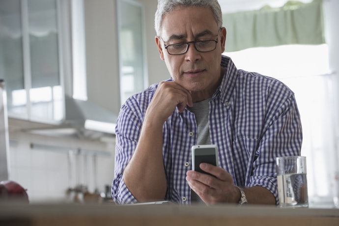 Celulares Simples com Telas a partir 1,5" São Confortáveis para os Olhos
