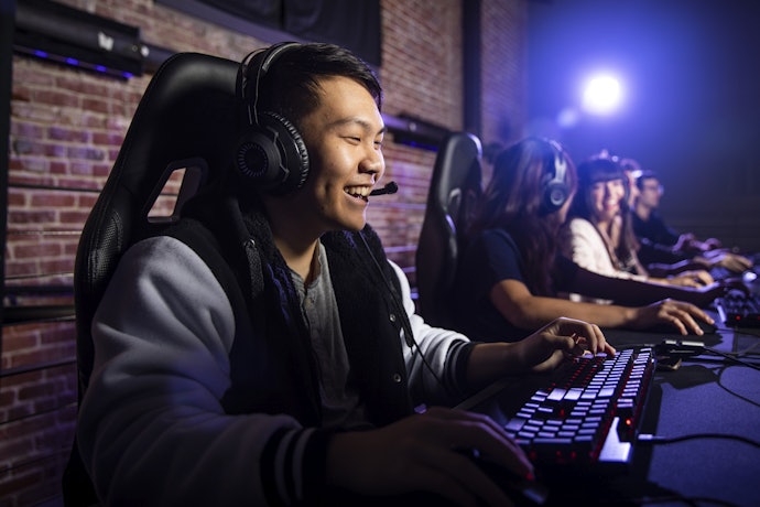 Prefira Jogos Multiplayer para Jogar Online com os Amigos