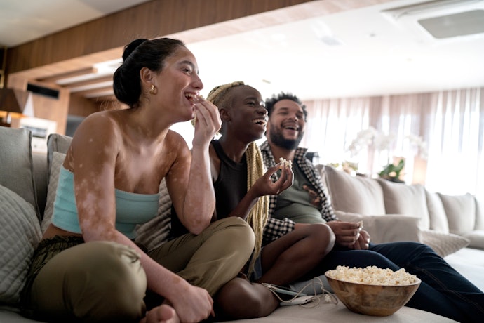 Filmes de Guerra Netflix Costumam Ter Classificação Etária Acima de 14 Anos