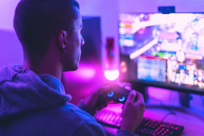 Quer Mais Praticidade e Espaço Útil? Aposte em Monitores com Alto-Falantes