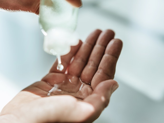 Para Desenhar a Barba, Prefira um Gel Incolor