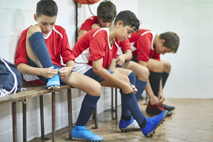 Chuteira de futebol sem gravata para meninos e jogos, chuteira profissional  infantil com cores sortidas para meninos e meninas - Temu Portugal
