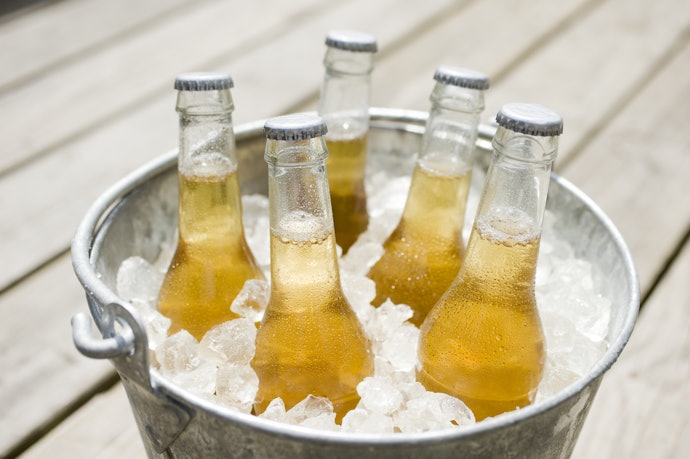 Quanto Maior For a Capacidade do Balde de Cerveja, Melhor