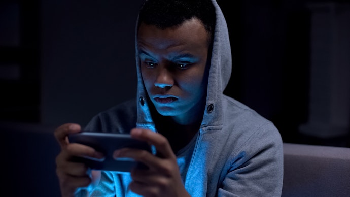 Jogos para Android com Classificação 10 Anos ou Mais Contêm Algum Grau de Violência