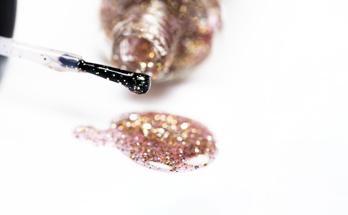 Glitter Não é Tudo Igual! Verifique o Efeito do Brilho na Embalagem do Esmalte