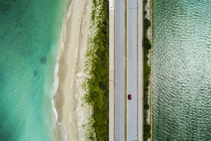 Pesquise Qual É a Melhor Forma de Acessar a Praia Escolhida