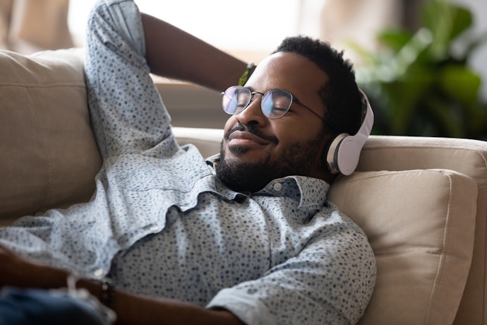 Verifique os Principais Recursos e Conteúdos Extras dos Melhores Aplicativos de Audiobook