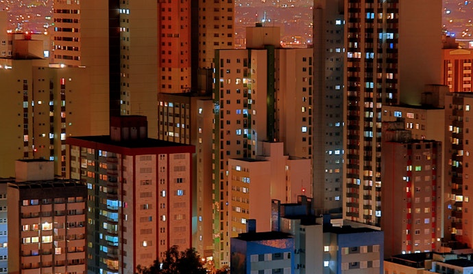 Decida entre um Bairro de Curitiba Mais ou Menos Populoso