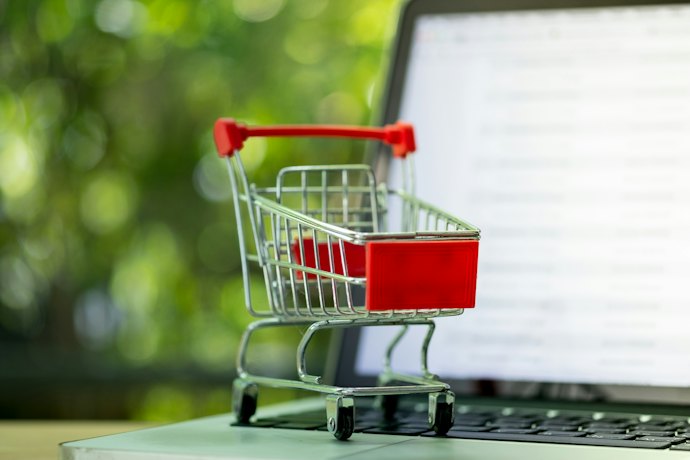 Aposte em Sites de Compras com Mercado Online
