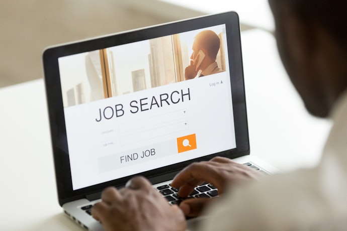 Explore Sites para Freelancer em Português ou Outros Idiomas