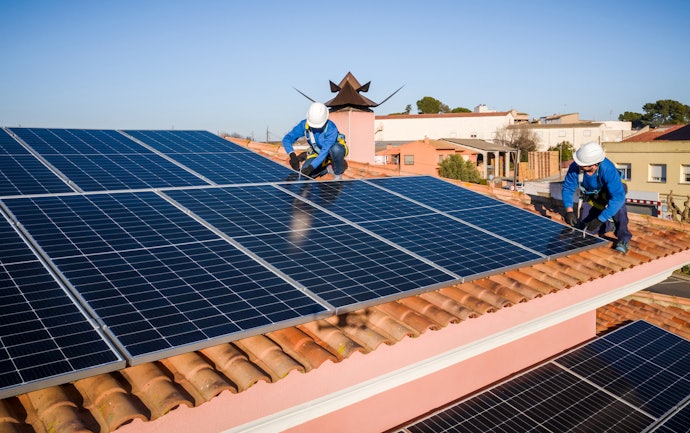 Avalie o Histórico Profissional e a Reputação da Empresa de Energia Solar