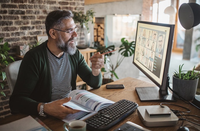 Analise a Autoridade dos Professores do Curso de Excel