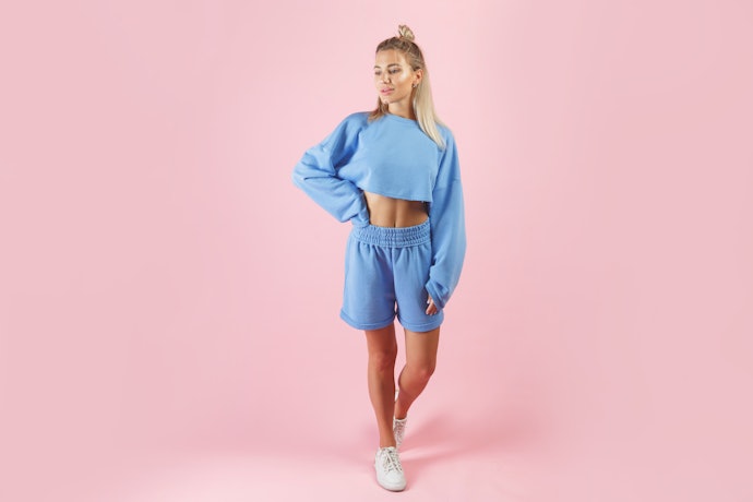 Conjunto Moletom Feminino com Shorts: Ótimo para Dias Amenos
