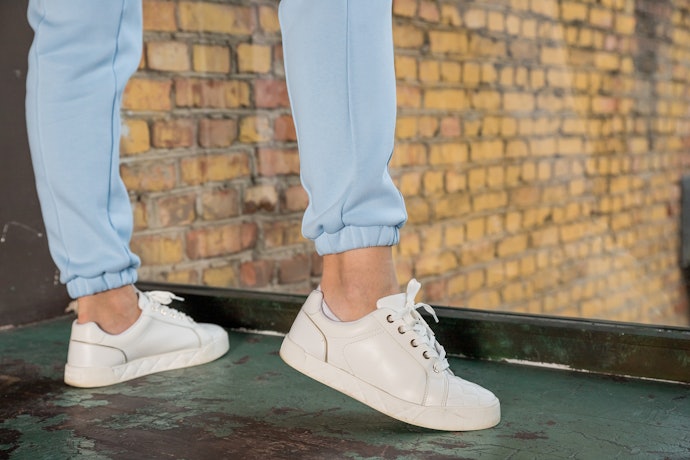 Quer um Modelo Versátil? Escolha o Tênis Casual de Couro com Plataforma de Até 4 cm