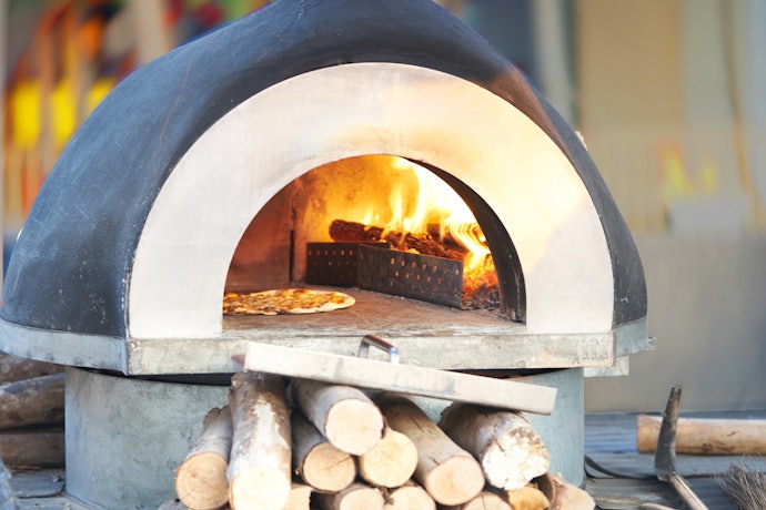 Forno a Lenha Pré-Moldado: Perfeito para Pizzarias