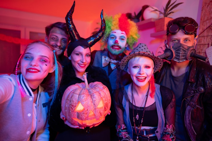 Fantasias de Halloween divertidas para a família  Fantasias, Fantasia dia  das bruxas, Fantasias halloween