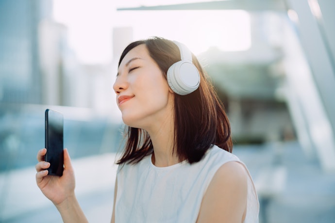 Fone Over-Ear: Robusto, Ideal para Ouvir Todos as Nuances do Som
