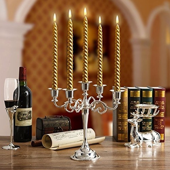 Candelabros de Metal ou Aço: Maior Variedade e Durabilidade