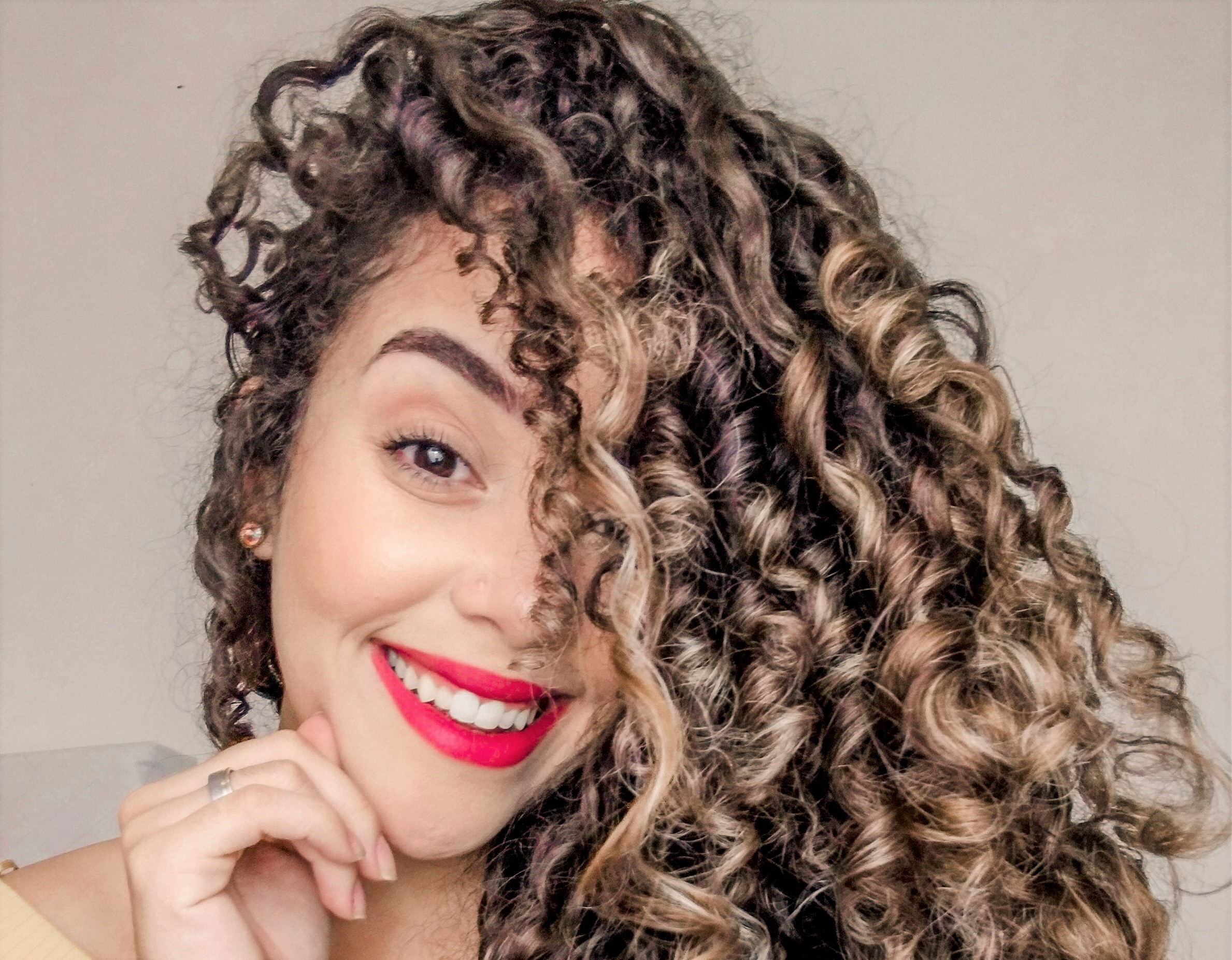 Cuide do Cabelo Cacheado com os 10 Produtos Favoritos da Ivânia Lopes