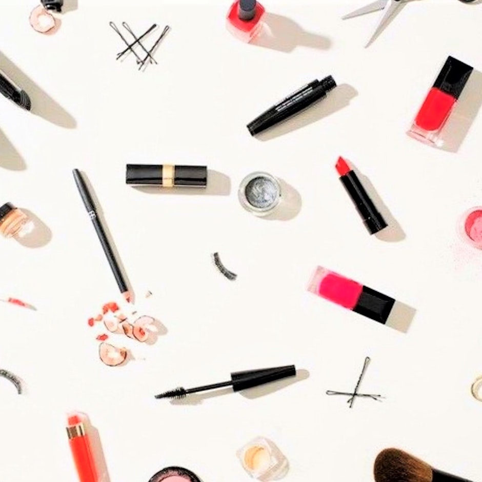 Maquiagem Simples para o Dia: Confira 10 Produtos e um Passo a Passo