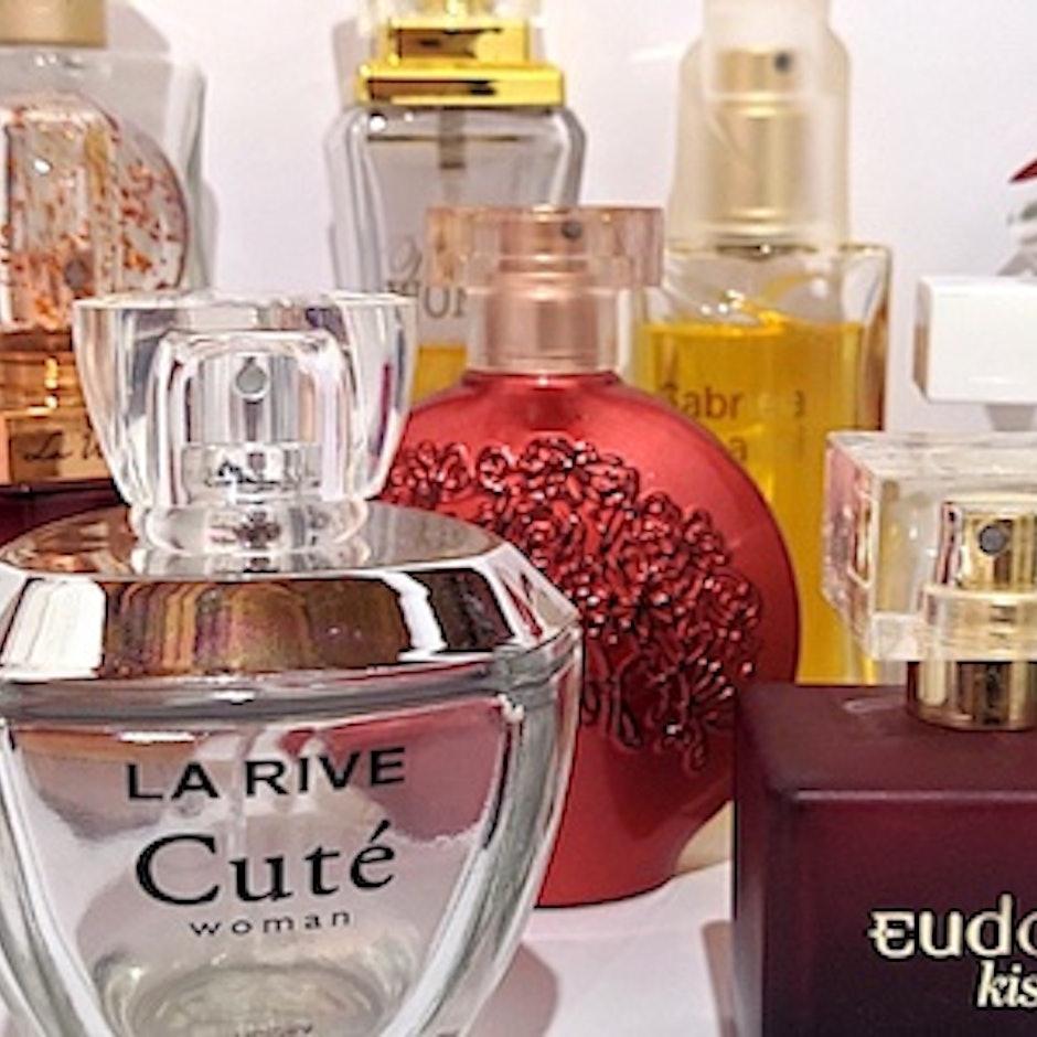 Colecionadora de Fragrâncias Indica 10 Perfumes Femininos Marcantes