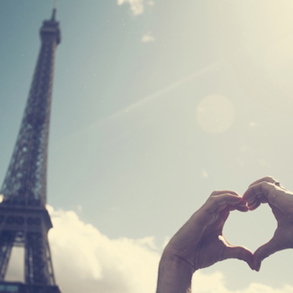 Veja 6 Séries de Comédia Romântica que Farão Você Viajar!