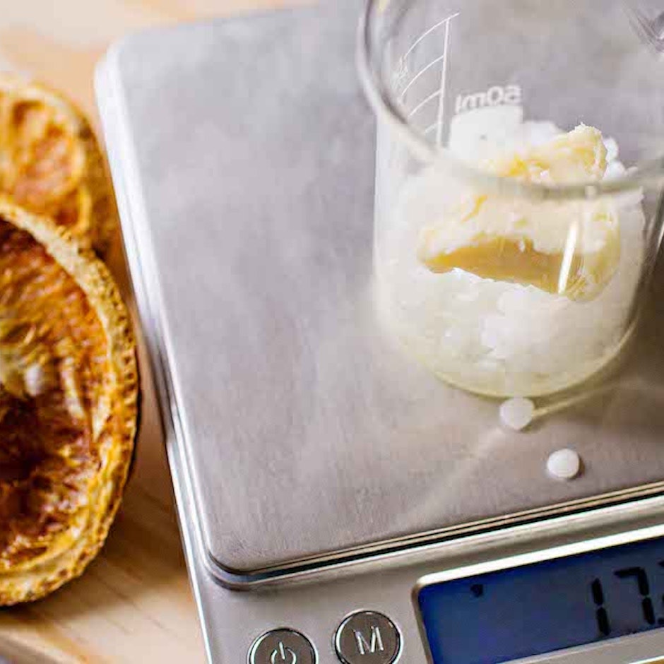 Veja 10 Matérias-Primas para Produzir Seus Cosméticos Naturais