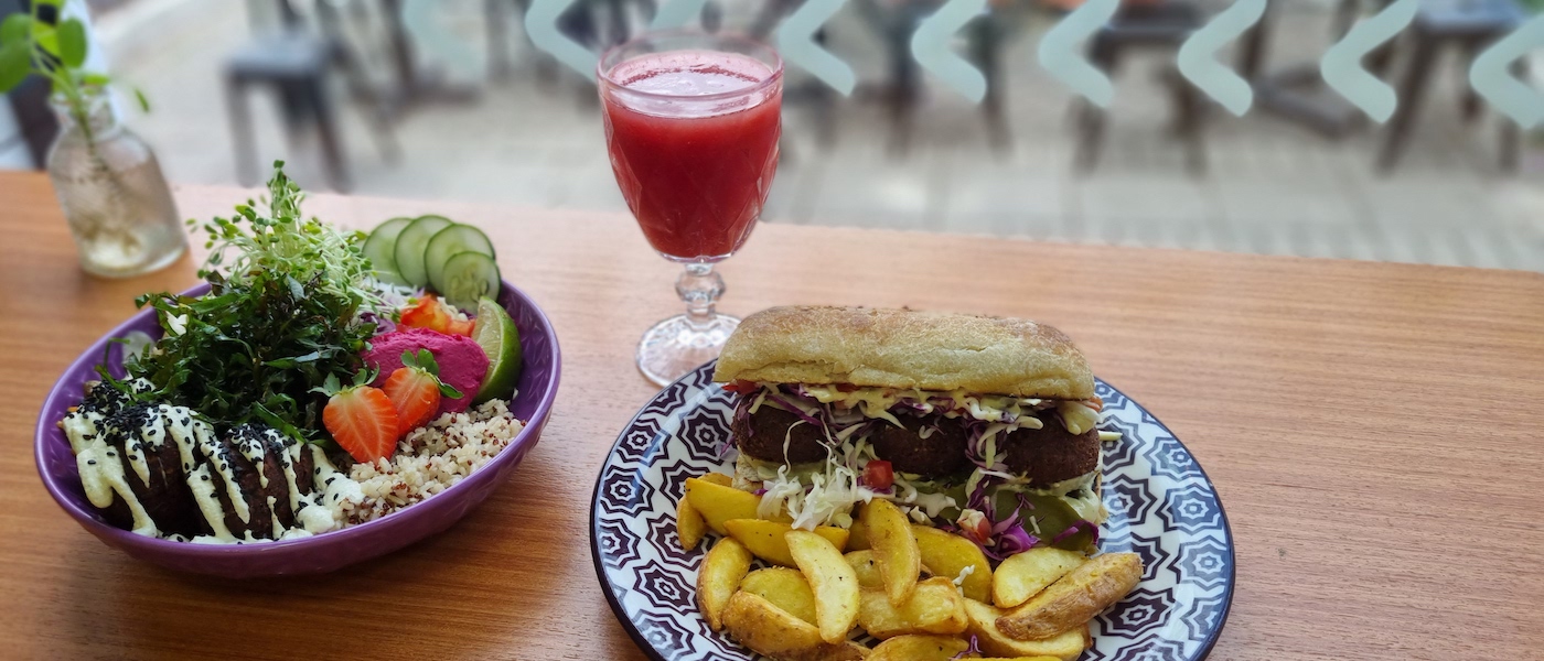 Restaurantes Veganos em Curitiba: 5 Lugares Com Comida Gostosa para Veganos