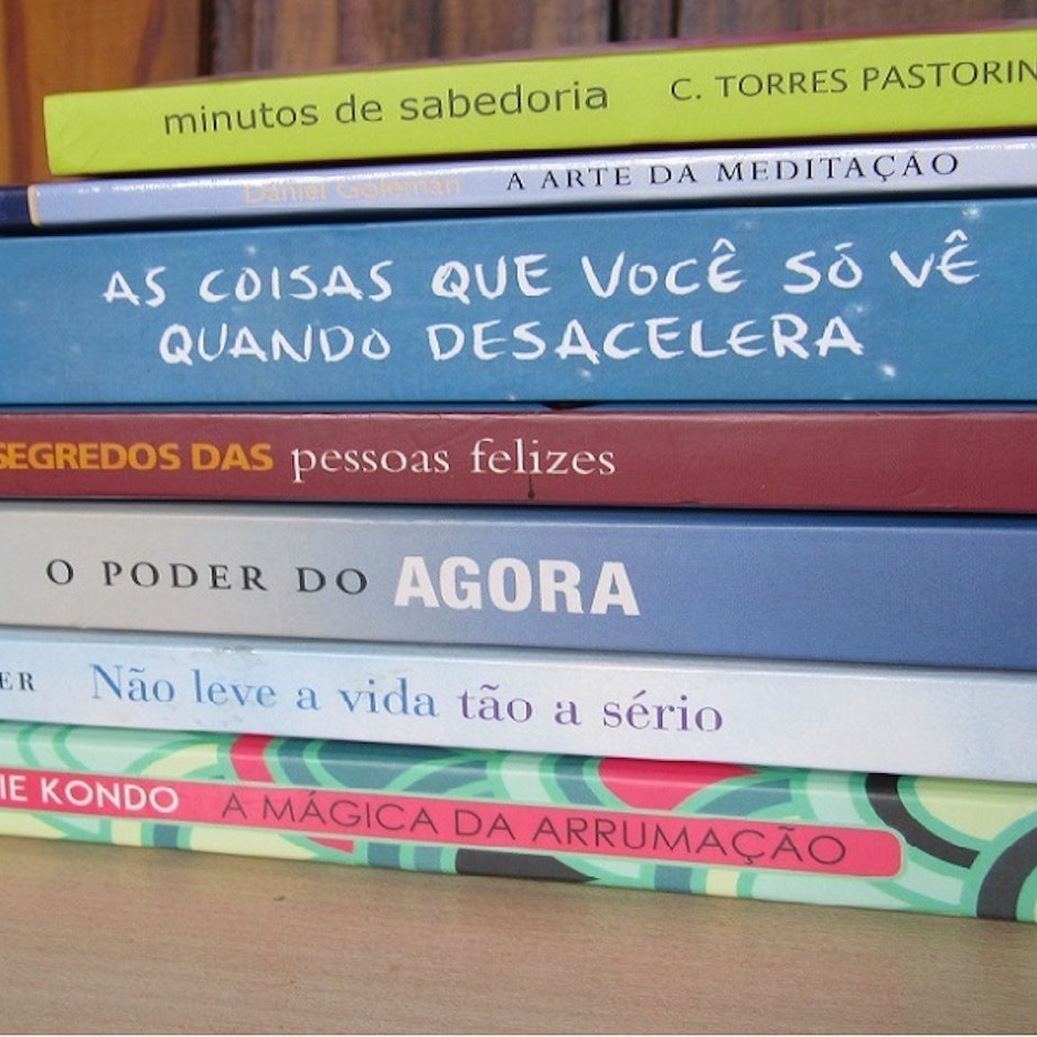 Vida Simples: Confira 7 Livros que Ensinam a Desacelerar para Ser Feliz