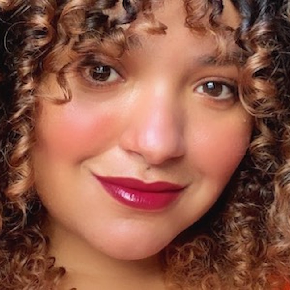 Rotina e Cronograma Capilar para Cabelo Cacheado: Veja 8 Produtos Skala e Salon Line