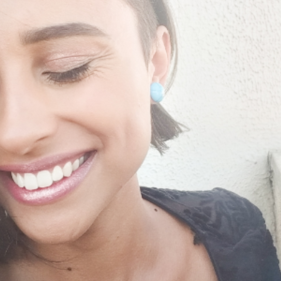 Skincare e Maquiagem: 10 Produtos Multifunções para Ter na Nécessaire sem Gastar Muito