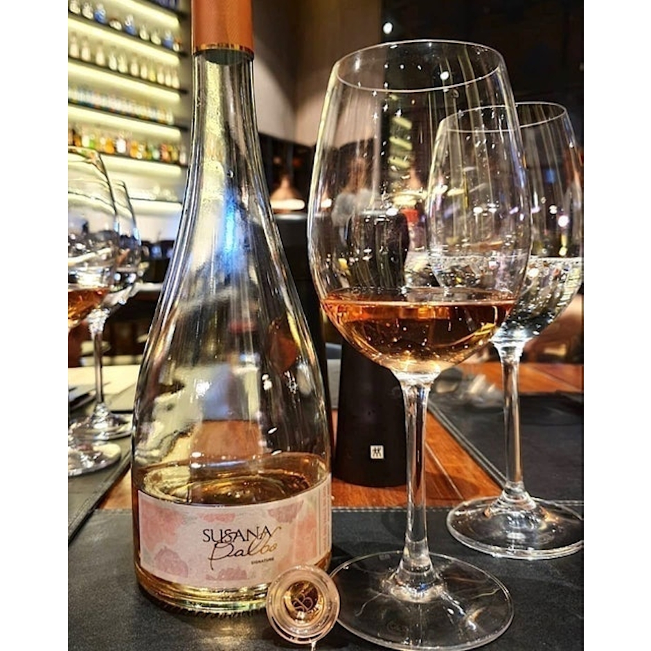 SUSANA BALBO Vinho Rosé Susana Balbo Signature Translation missing: pt-BR.activerecord.decorators.item_part_image/alt