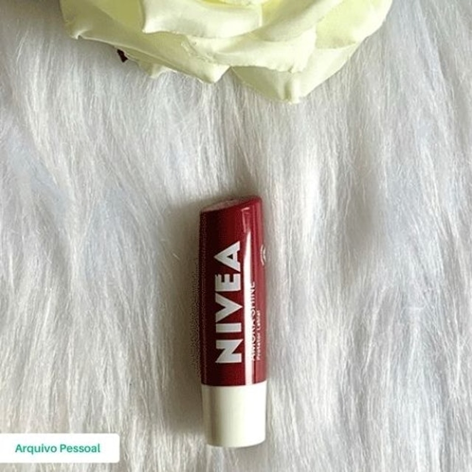 NIVEA Protetor Labial Amora Shine Translation missing: pt-BR.activerecord.decorators.item_part_image/alt