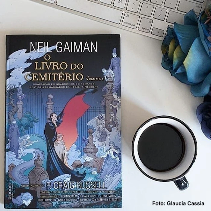 NEIL GAIMAN O Livro do Cemitério (História em Quadrinhos) Translation missing: pt-BR.activerecord.decorators.item_part_image/alt