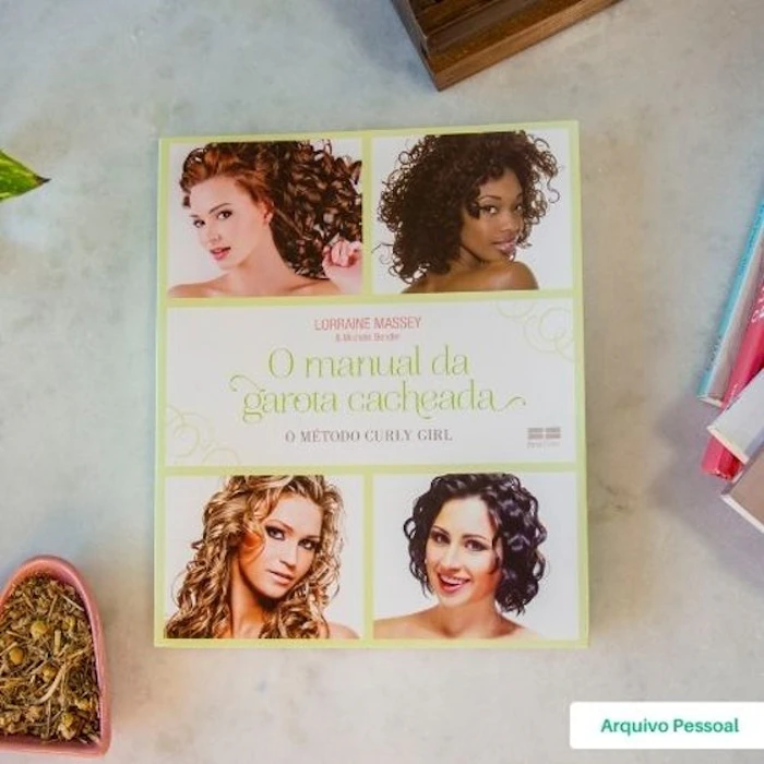 BESTSELLER O Manual da Garota Cacheada Translation missing: pt-BR.activerecord.decorators.item_part_image/alt