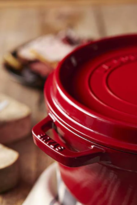 STAUB Caçarola Redonda Ferro Fundido 18cm Cereja Translation missing: pt-BR.activerecord.decorators.item_part_image/alt