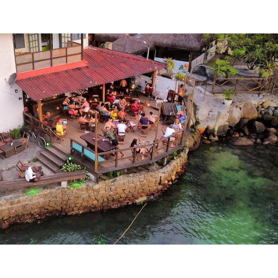 Vila do Abraão Bar do Chê Translation missing: pt-BR.activerecord.decorators.item_part_image/alt