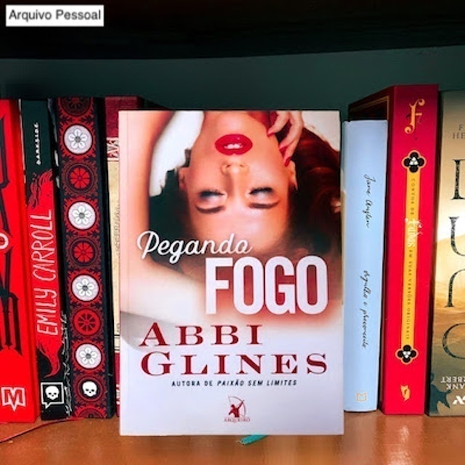 EDITORA ARQUEIRO Pegando Fogo Translation missing: pt-BR.activerecord.decorators.item_part_image/alt