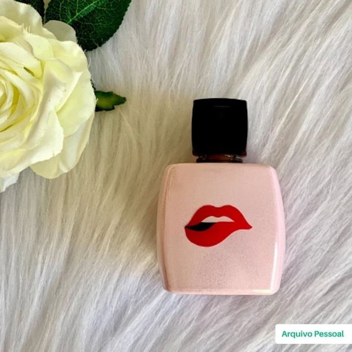 CICLO COSMÉTICOS Perfume Kiss Translation missing: pt-BR.activerecord.decorators.item_part_image/alt
