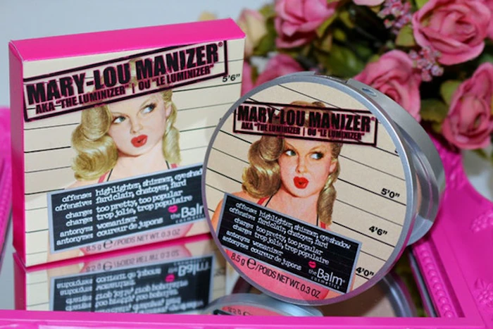 THE BALM Iluminador Facial Mary Lou Manizer Translation missing: pt-BR.activerecord.decorators.item_part_image/alt