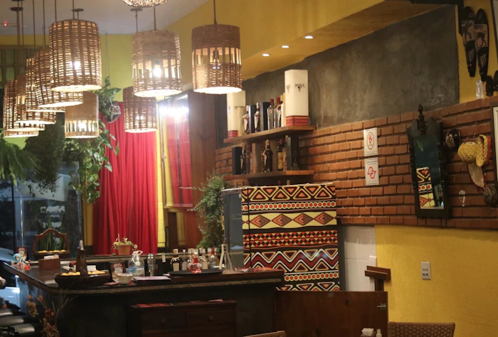 Gastronomia africana Restaurante Biyou'z Translation missing: pt-BR.activerecord.decorators.item_part_image/alt