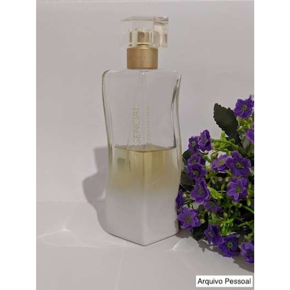 NATURA Essencial Exclusivo Floral Translation missing: pt-BR.activerecord.decorators.item_part_image/alt