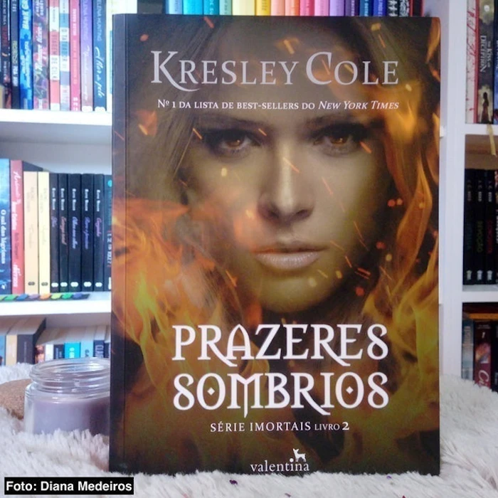 KRESLEY COLE Prazeres Sombrios Translation missing: pt-BR.activerecord.decorators.item_part_image/alt