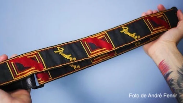 FENDER Correia Mono Strap Monogrammed Translation missing: pt-BR.activerecord.decorators.item_part_image/alt