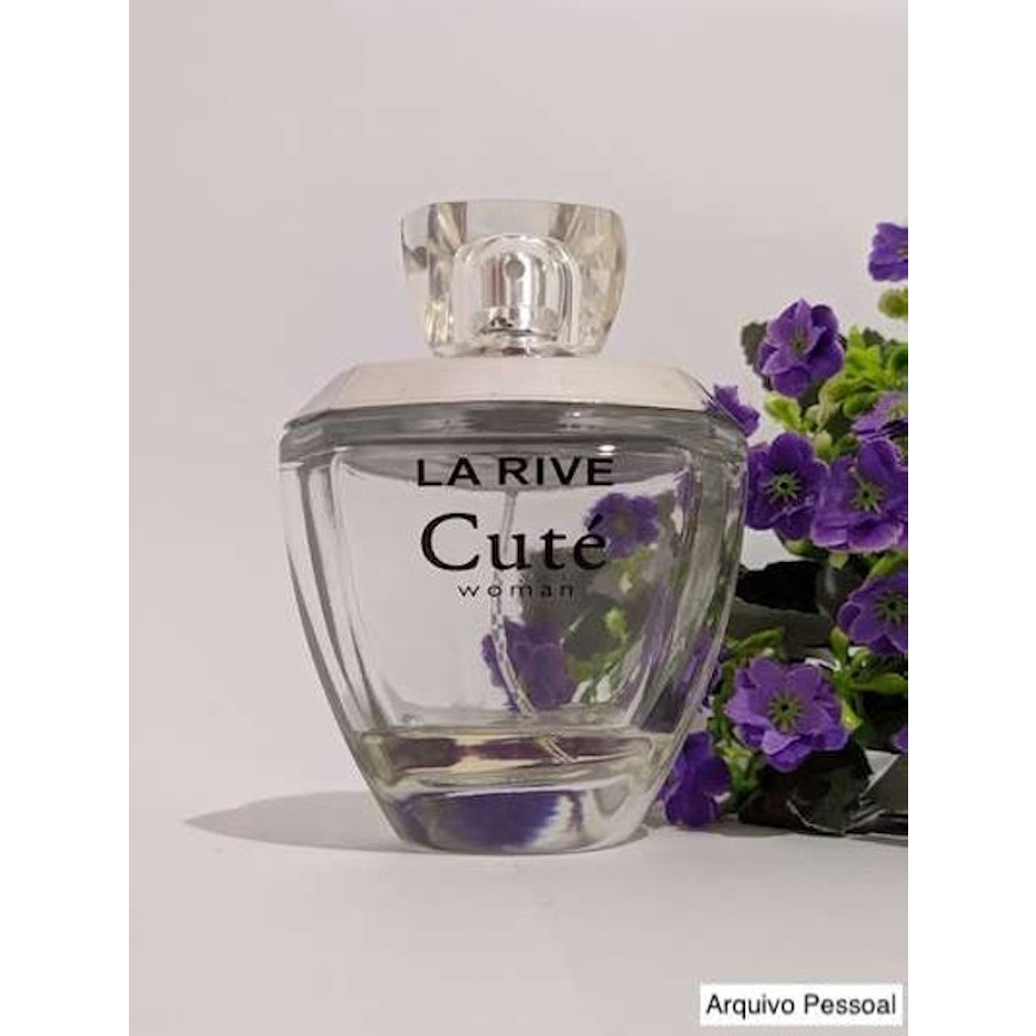 LA RIVE Cuté Woman Translation missing: pt-BR.activerecord.decorators.item_part_image/alt