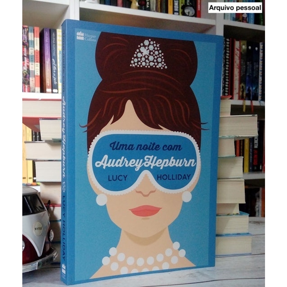 LUCY HOLLIDAY Uma Noite com Audrey Hepburn Translation missing: pt-BR.activerecord.decorators.item_part_image/alt