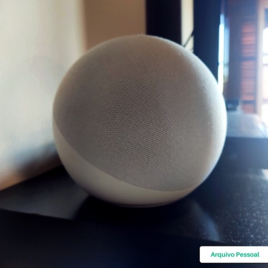 Amazon Echo (4ª Geração): com som premium, hub de casa inteligente e Alexa Translation missing: pt-BR.activerecord.decorators.item_part_image/alt