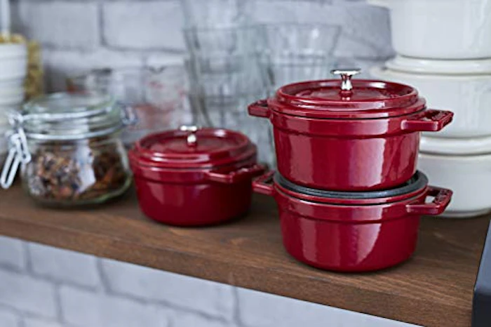 STAUB Caçarola Redonda Ferro Fundido 18cm Cereja Translation missing: pt-BR.activerecord.decorators.item_part_image/alt