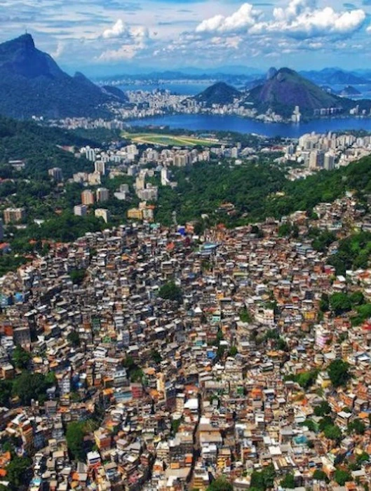 Favela da Rocinha - com Favela Brothers Tour Translation missing: pt-BR.activerecord.decorators.item_part_image/alt
