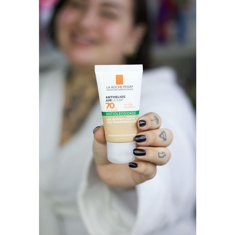 LA ROCHE-POSAY Protetor Solar Anthelios Airlicium Com Cor (Pele Clara) Translation missing: pt-BR.activerecord.decorators.item_part_image/alt